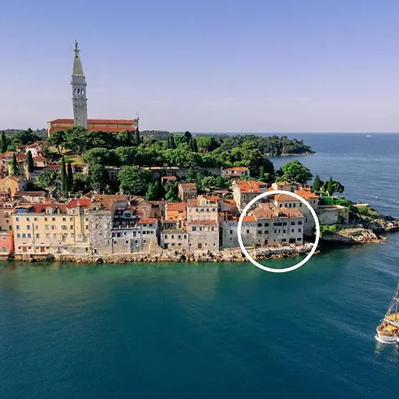 In Mit Garten Und Terrasse Und Meerblick Rovinj