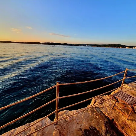 In Mit Garten Und Terrasse Und Meerblick Apartment Rovinj