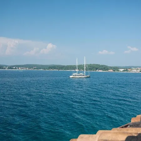 In Mit Garten Und Terrasse Und Meerblick Rovinj