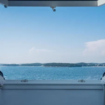In Mit Garten Und Terrasse Und Meerblick * Rovinj